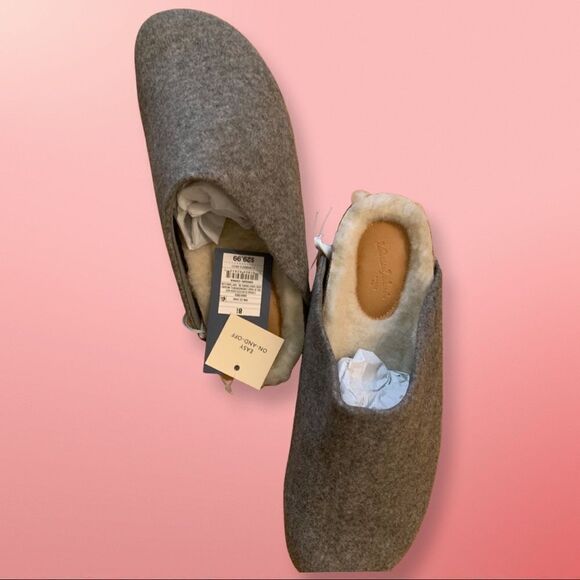 NWT Universal Thread Bev Flats Gray    - Picture 2 of 10